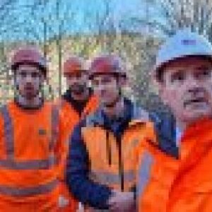 Jean Castex PDG de la SNCF visite un chantier en Lozère…